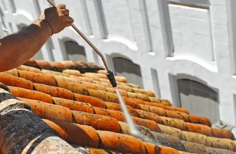 Nettoyage de toitures - Bulat-Pestivien